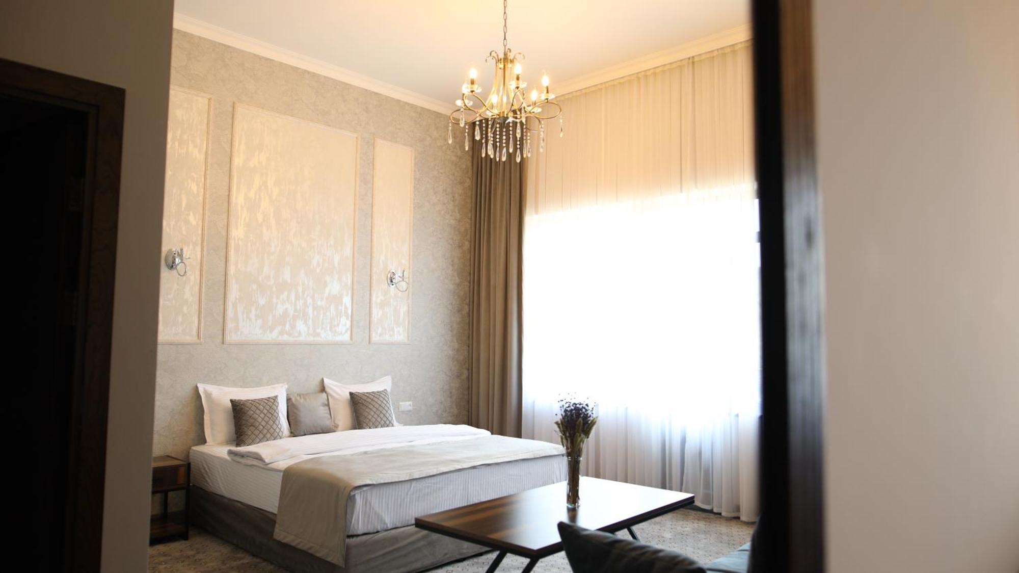 Bmg Hotel By Grigoryans Group กอริส ภายนอก รูปภาพ