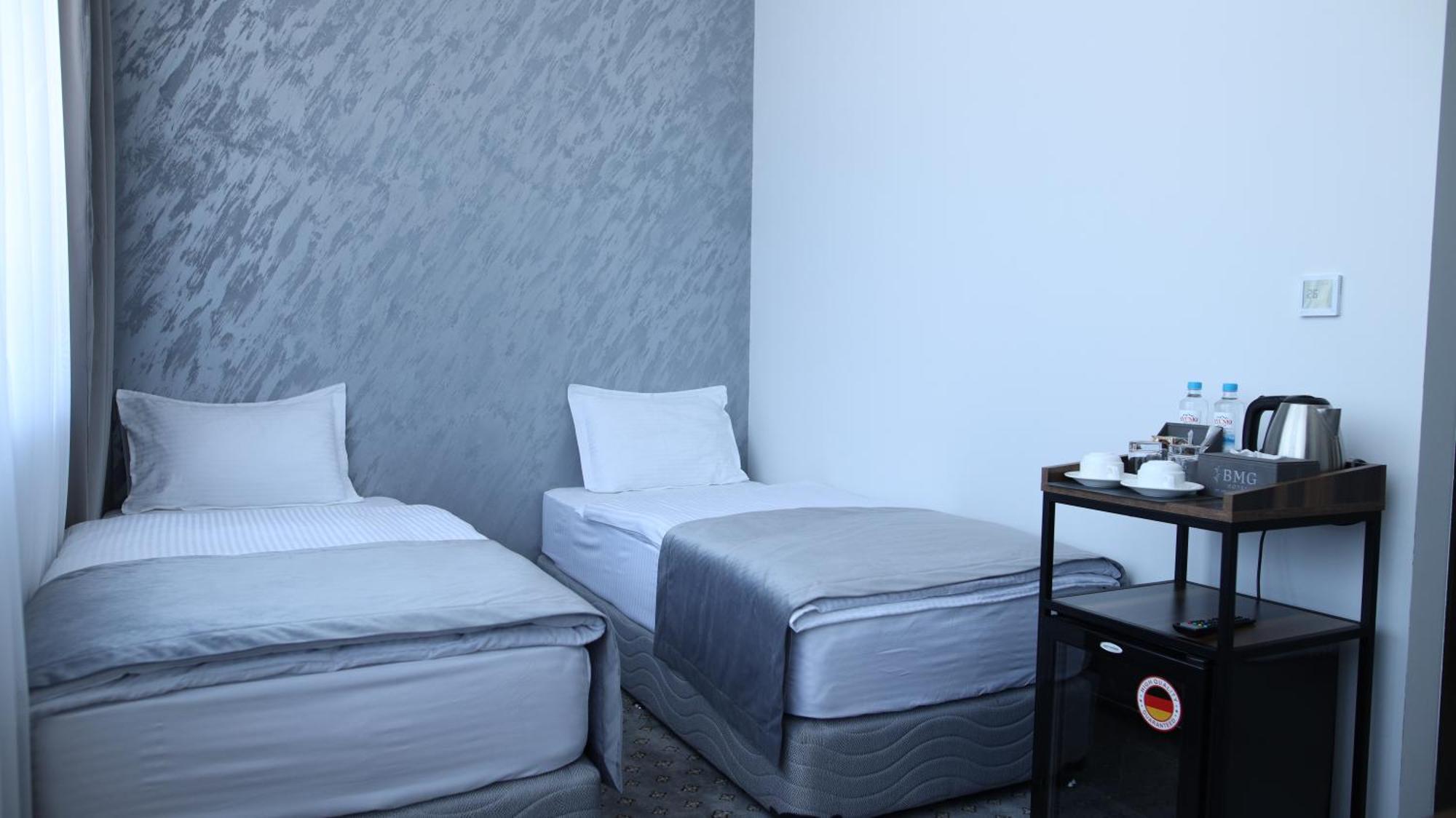 Bmg Hotel By Grigoryans Group กอริส ภายนอก รูปภาพ